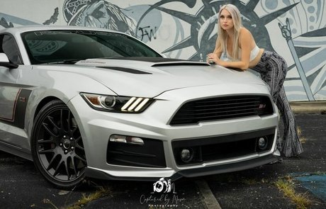 UrEbabe pornstar adult pics