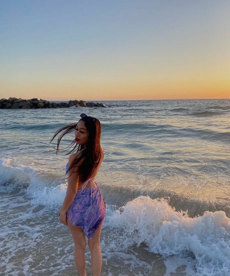 Zel3ya naked model galleries