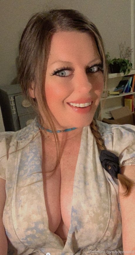 Sonny Wild sex model pic