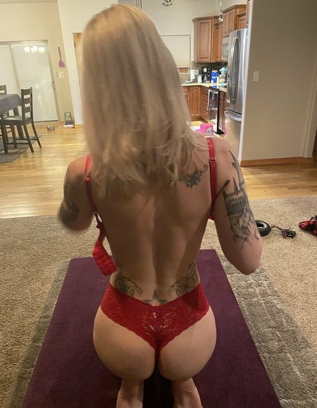 icequeen31 porn actress picture