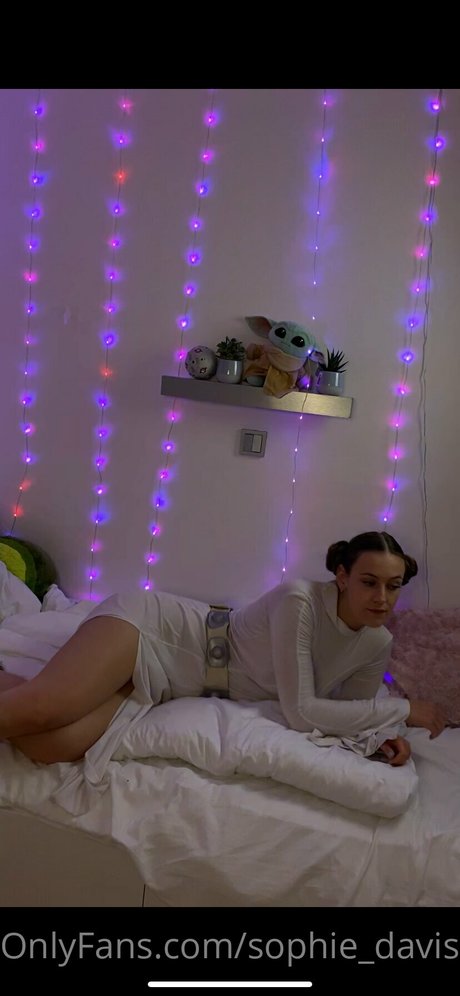 Sophie Davis nice star archive