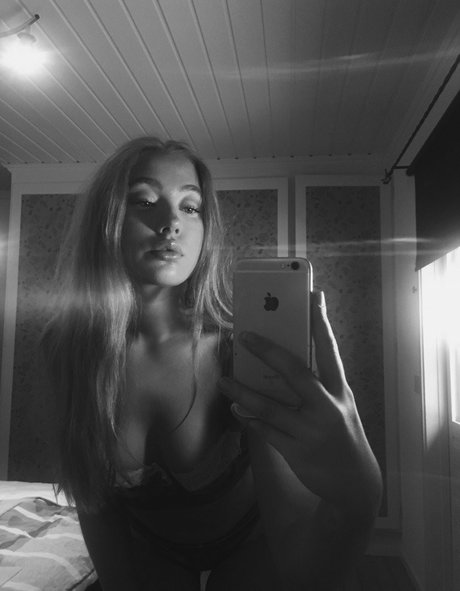 Number One Maid free star photo