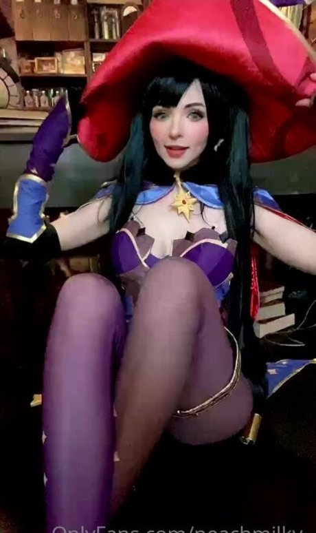 Peach Milky model nude images