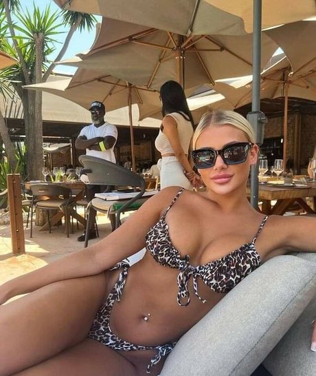 Emma Lonsdale nude pornstar gallery