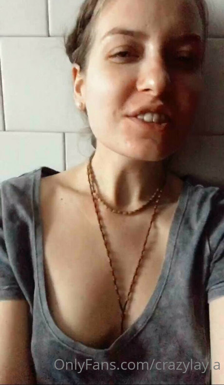 Crazy Layla sexy actress image