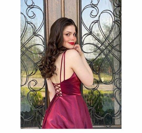 madelyn whitehead erotic model photo