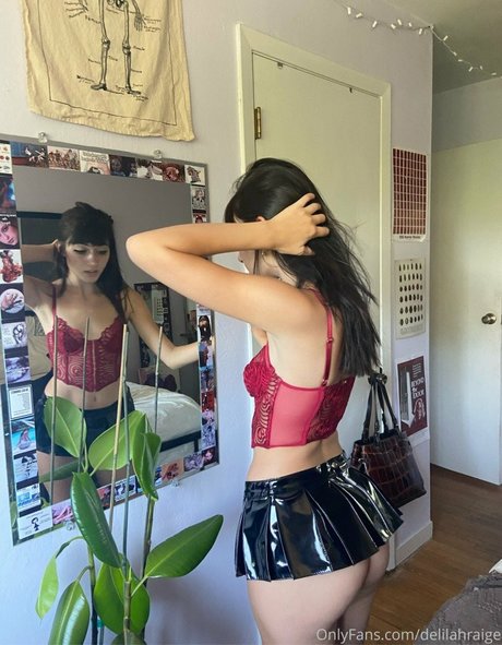 Delilah Raige star high quality photo