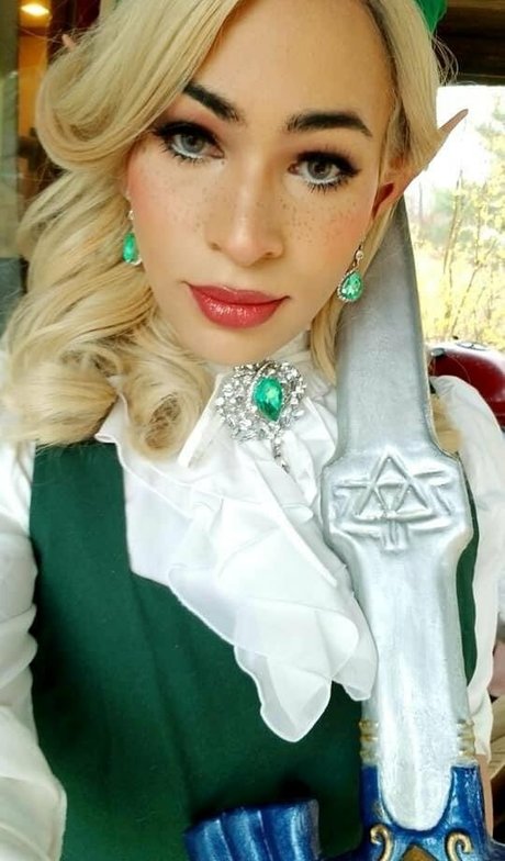 Persephiroth star nude picture