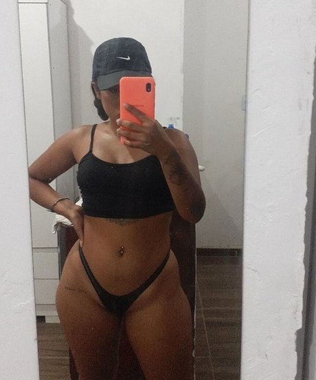 Giovanna Santos pornstar high quality pic