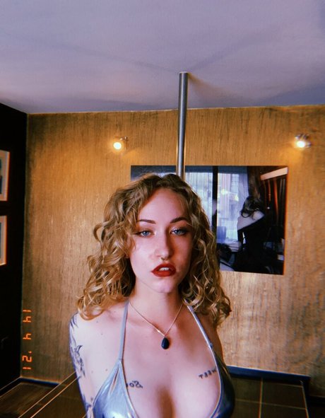 empressscarlett model exclusive picture