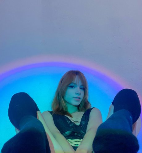 Veevtr pretty model pictures