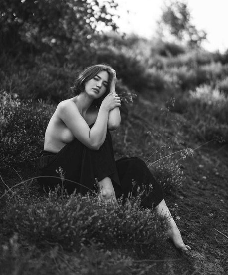 Anna Tauber nice model pic