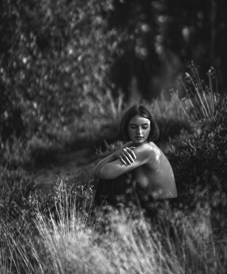 Anna Tauber star naked photos