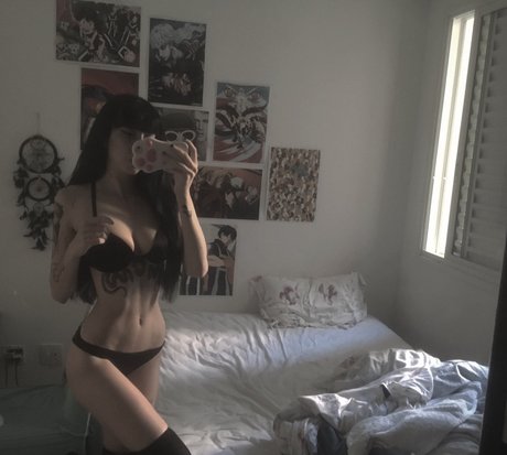 Trizpac pornstar hot picture