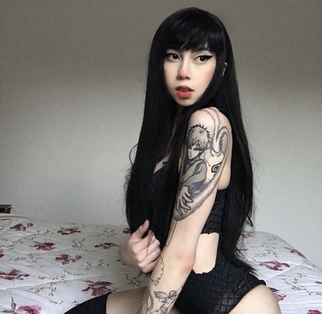 Trizpac model pornographic gallery