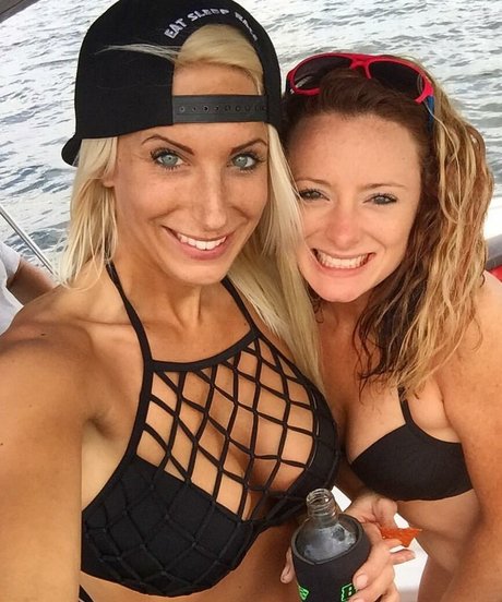 Malorie Woods star xxx archive