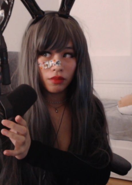 Saiiren erotic star pic