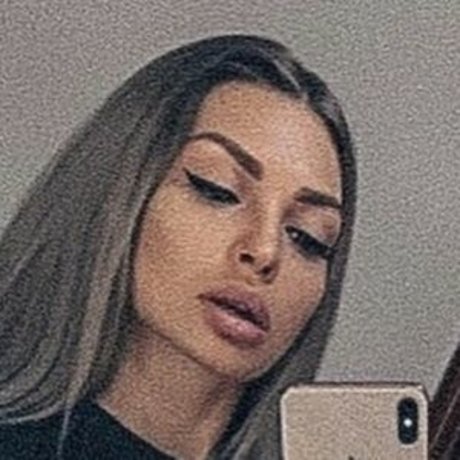 Katti Bugatti sex model pic