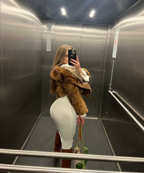 Ana Manta free actress galleries