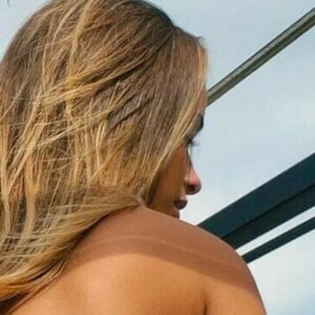 Anna Cangussu star hot pics