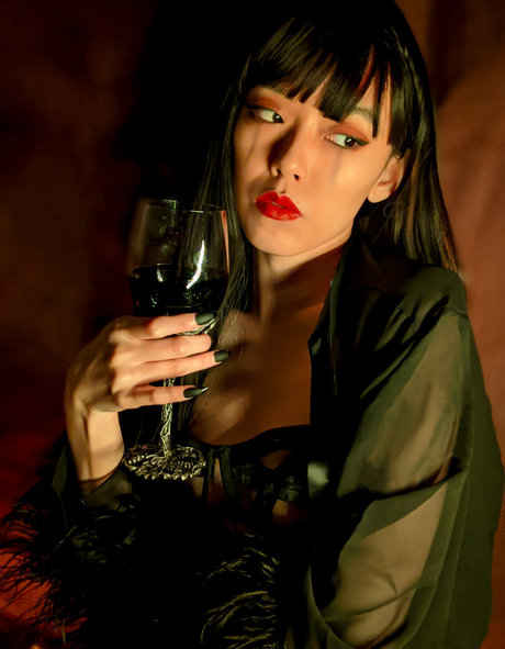 Colourmoichic sexy pornstar image