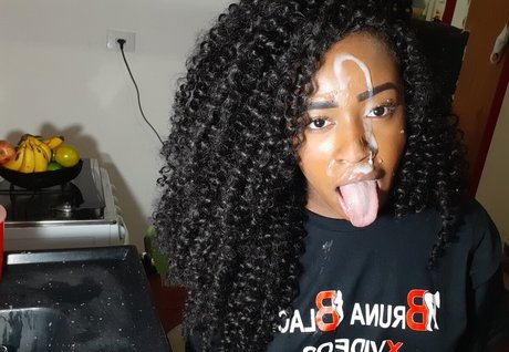 Bruna Black nude star archive