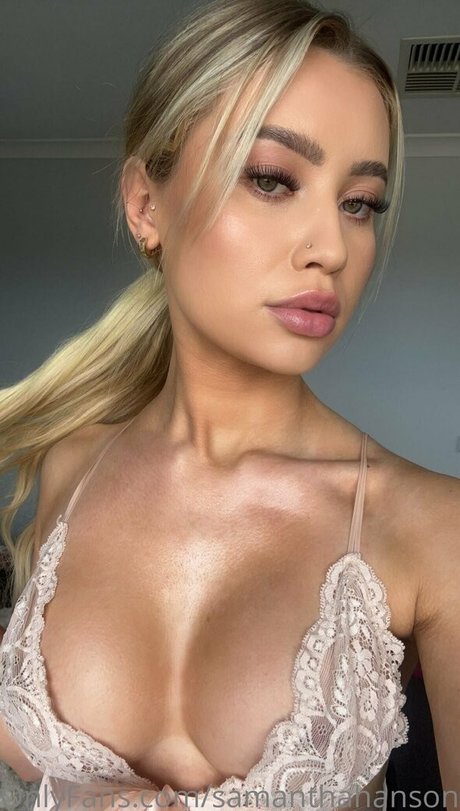 Samantha Hanson pornstar hd photo