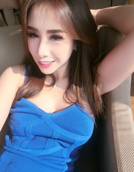 Armone Sugar pretty actress image