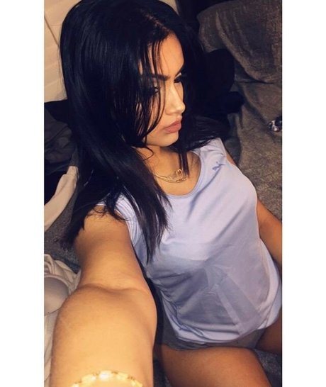 Prettypreet star sex pic