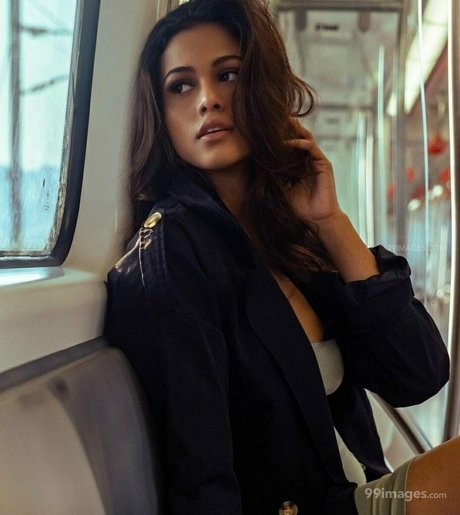 Adline Castelino hot model archive