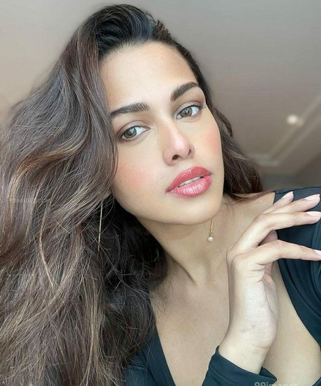 Adline Castelino model sex pictures