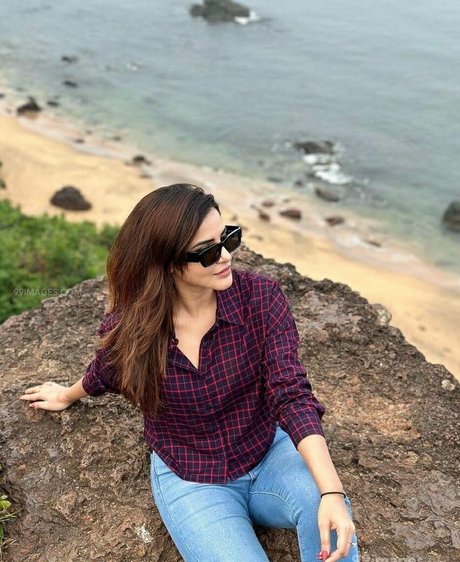 Ashu Reddy star porn pics