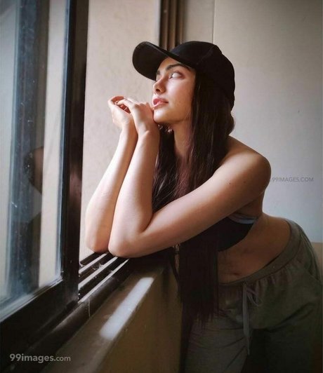 Adah Sharma model nudes img