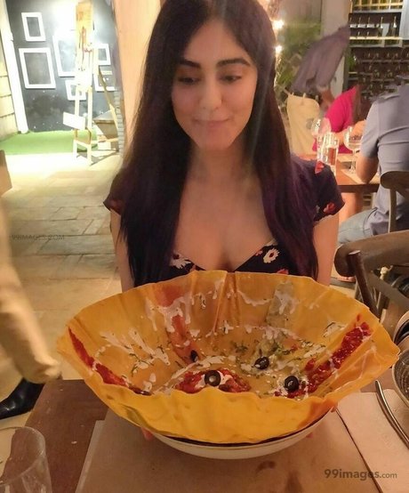 Adah Sharma beautiful model photos