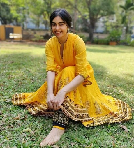 Adah Sharma pornstar nudes pictures