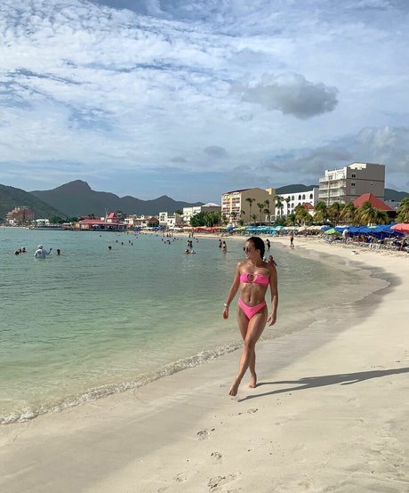 Jordan Bauth model top image