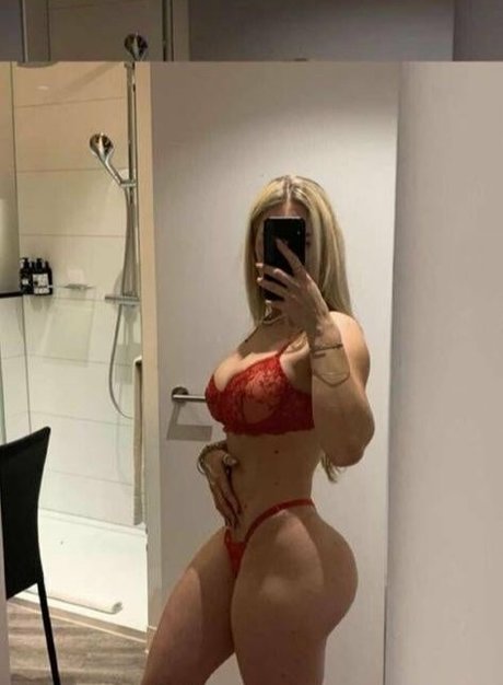 Hannabaumnn pornstar exclusive photos