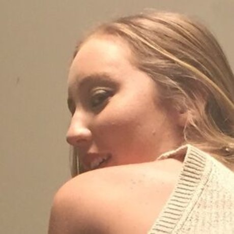 Renee St Pierre star beautiful photo