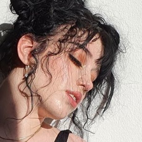 Plasticjupiter model nude pics