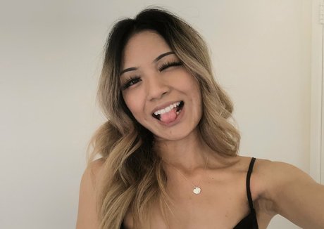 Iris Haw star perfect picture