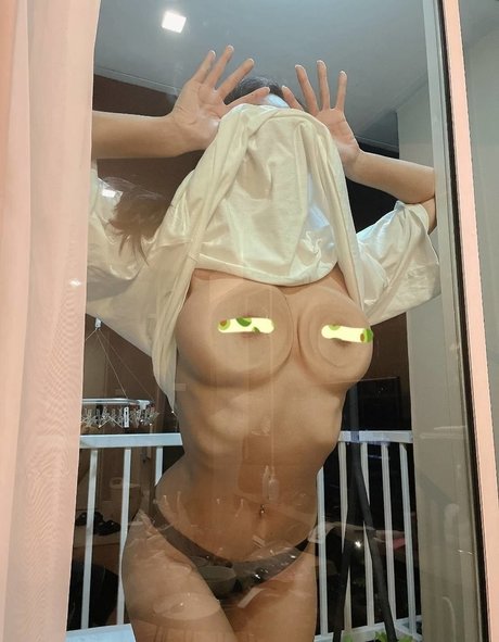 Wijitra Noree sexy model pic