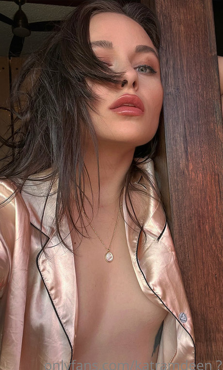 Kat Ramdeen art actress image