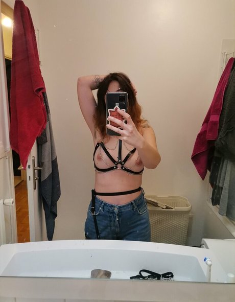 Tempet xxx model images