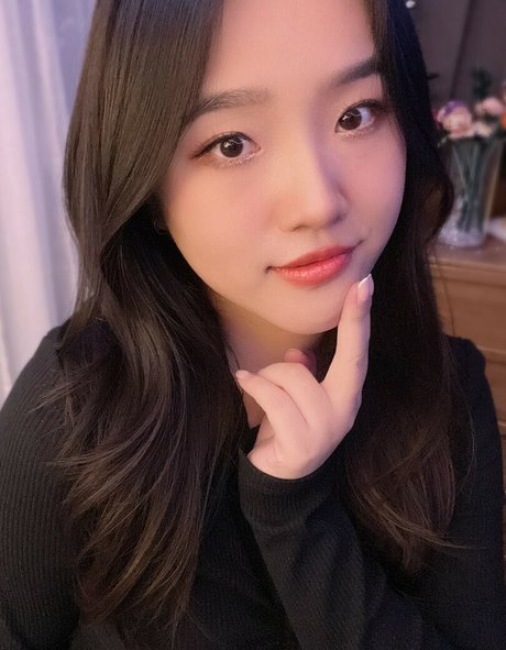 Juwia nice actress pictures