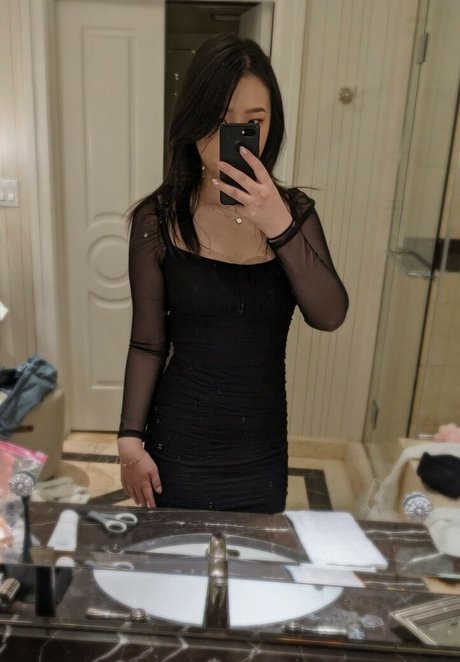 Juwia model beautiful img