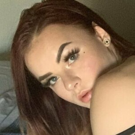 Vainlydivine model porn galleries