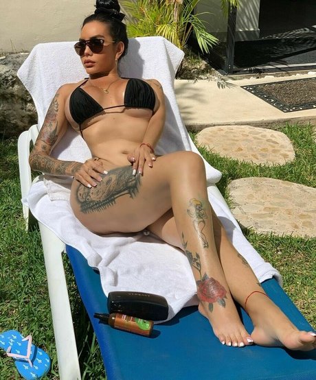 Celeste Useche adult model pics