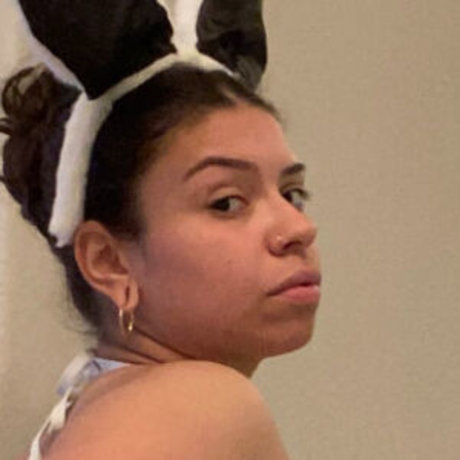 Jaybunni94 model hd images