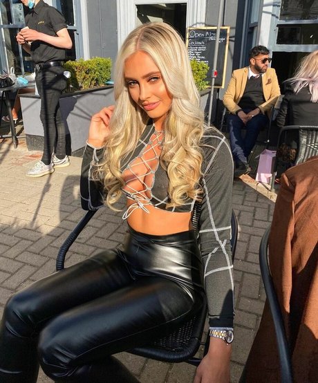 Katie Cook sexy model photo