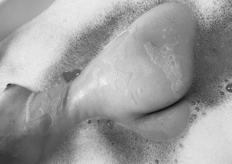 Jo Scribbles erotic pornstar pictures